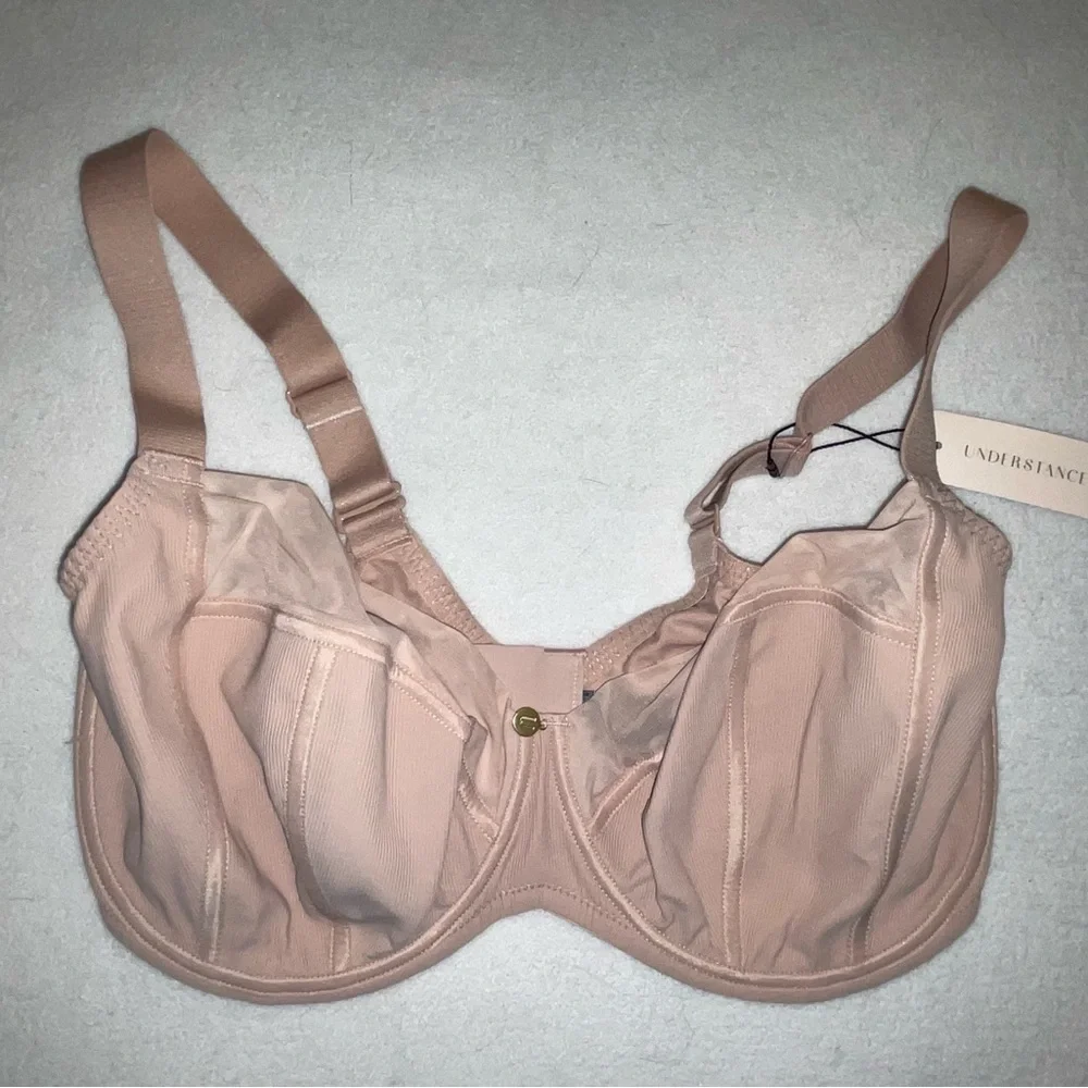 Blush Pink Understance Bra - Picture 2 of 4